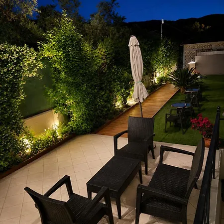 Ξενοδοχείο Ionian Hospitality - Fully Renovated - Seafront