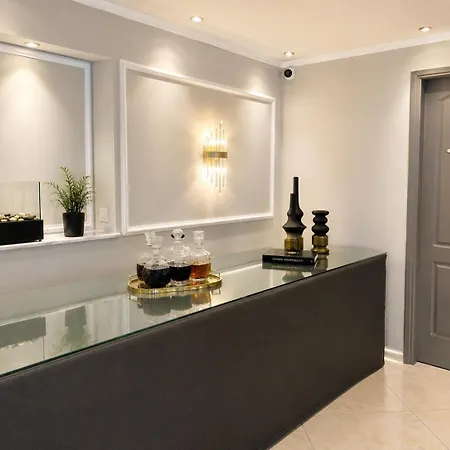 Ionian Hospitality - Fully Renovated - Seafront Nikiana