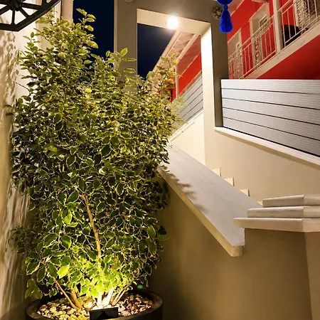 Ξενοδοχείο Ionian Hospitality - Fully Renovated - Seafront